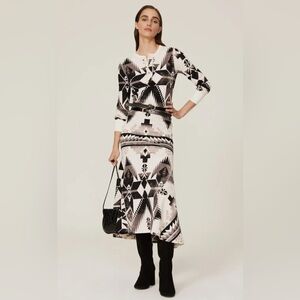 Stylish Black and White Geometric Dress